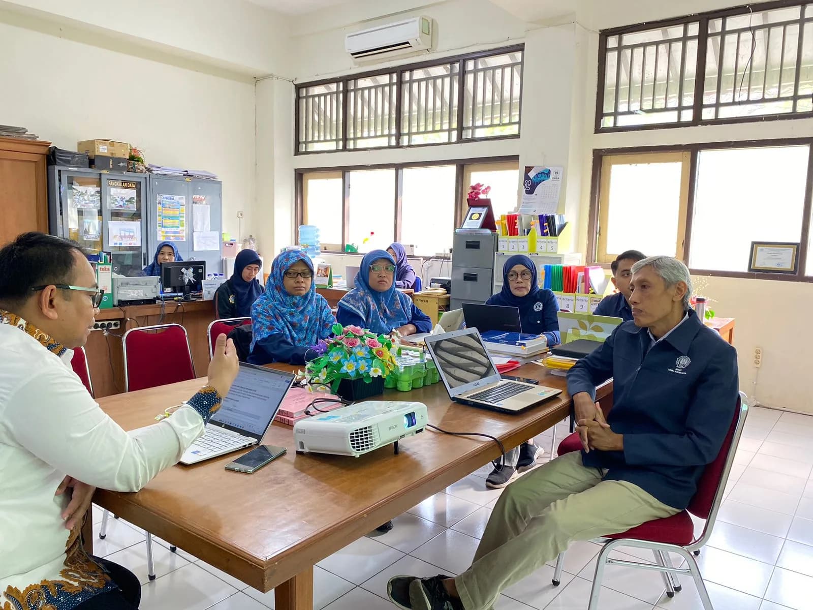 Fakultas Ekonomi UNIBA Surakarta Menjalani Audit ISO 21001: Komitmen Mutu Pendidikan Teruji!